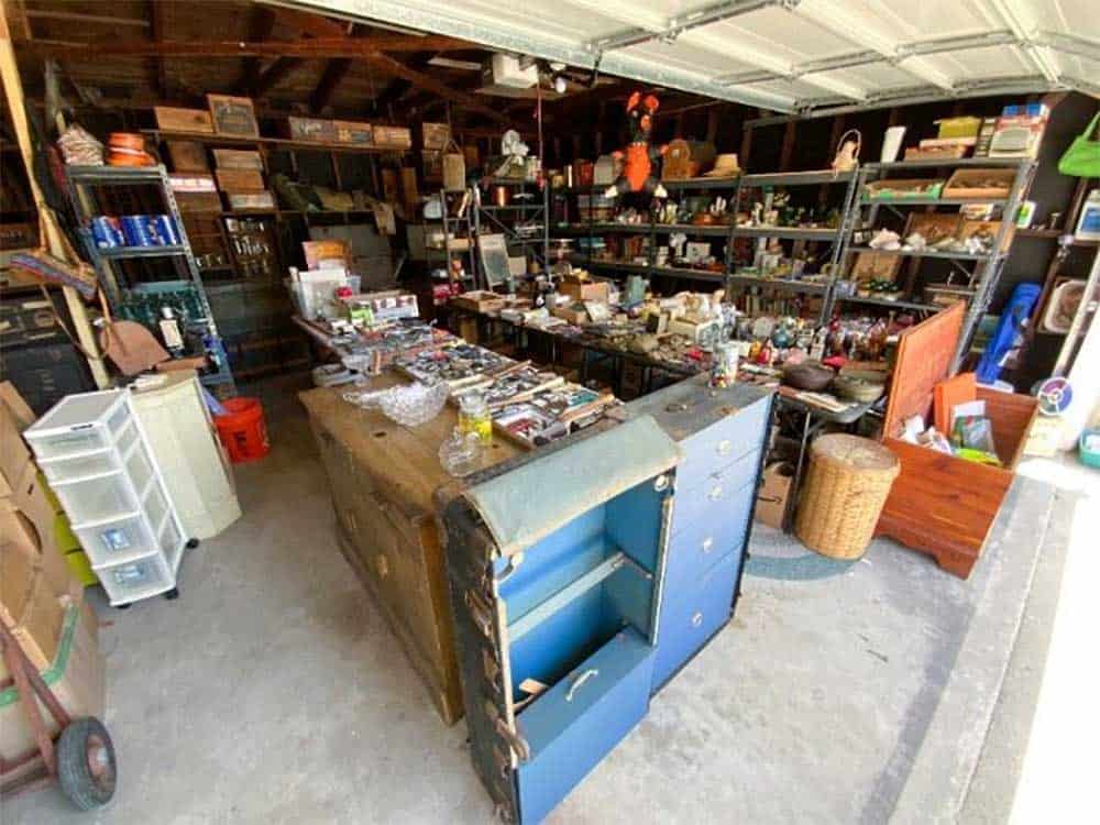 Estate Sale - Los Angeles, CA April 28th - April 30th 2022