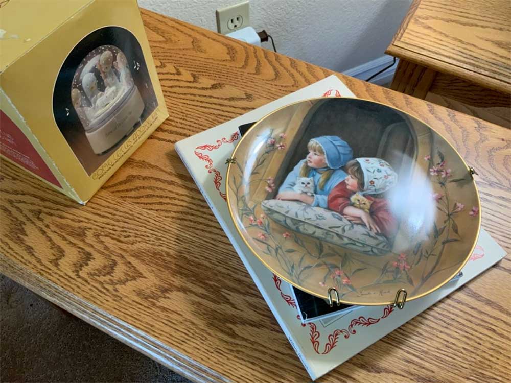 Estate Sale - Newport Beach, CA January 19th - January 20th 2023