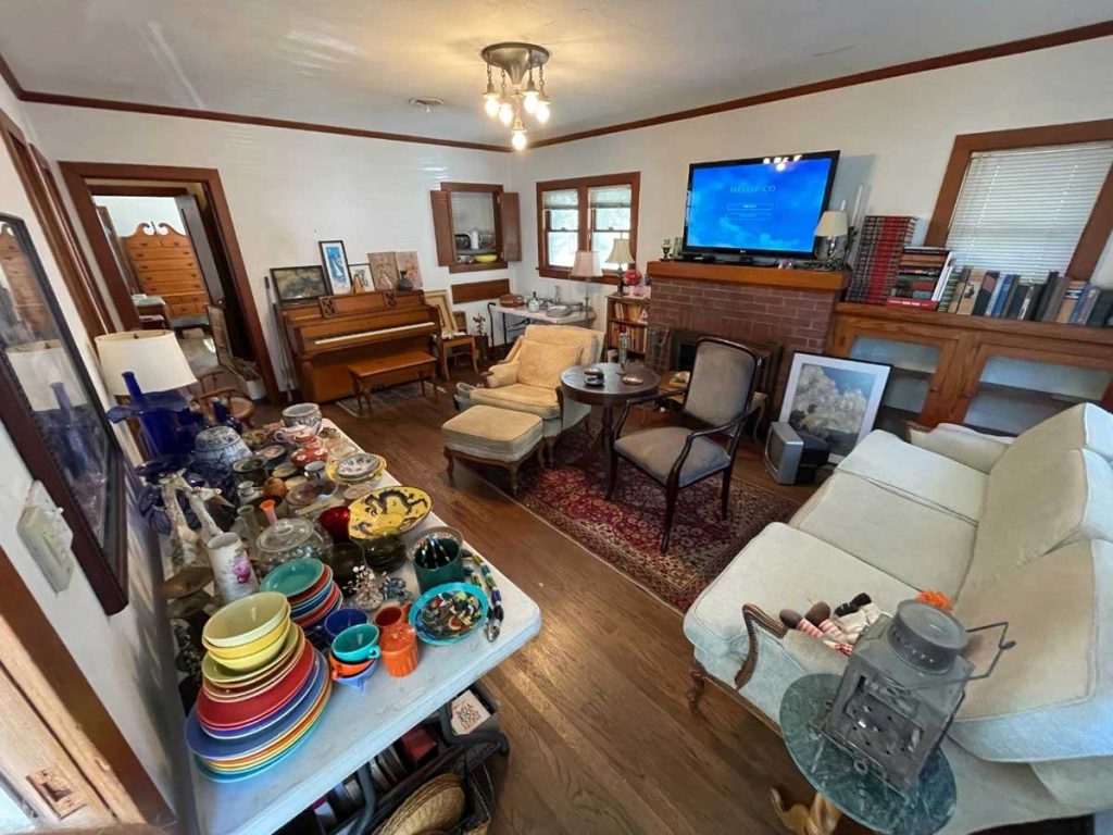 Estate Sale - Newport Beach, CA January 19th - January 20th 2024