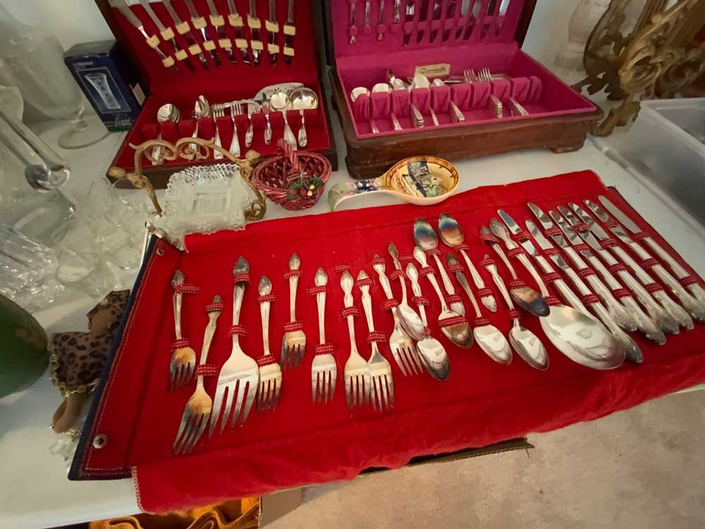 Estate Sale - Seal Beach, CA March 27th - March 29th 2025