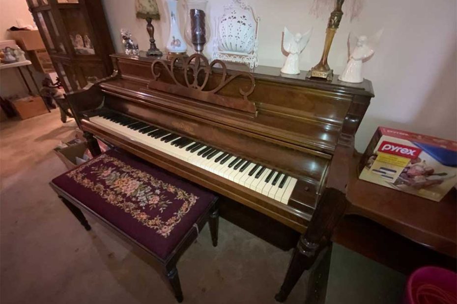 Estate Sale - Whittier, CA April 24th - April 27th 2025