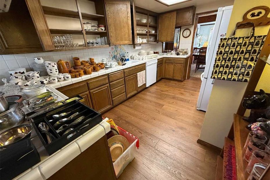 Estate Sale - Huntington Beach, CA April 24th - April 25th 2026